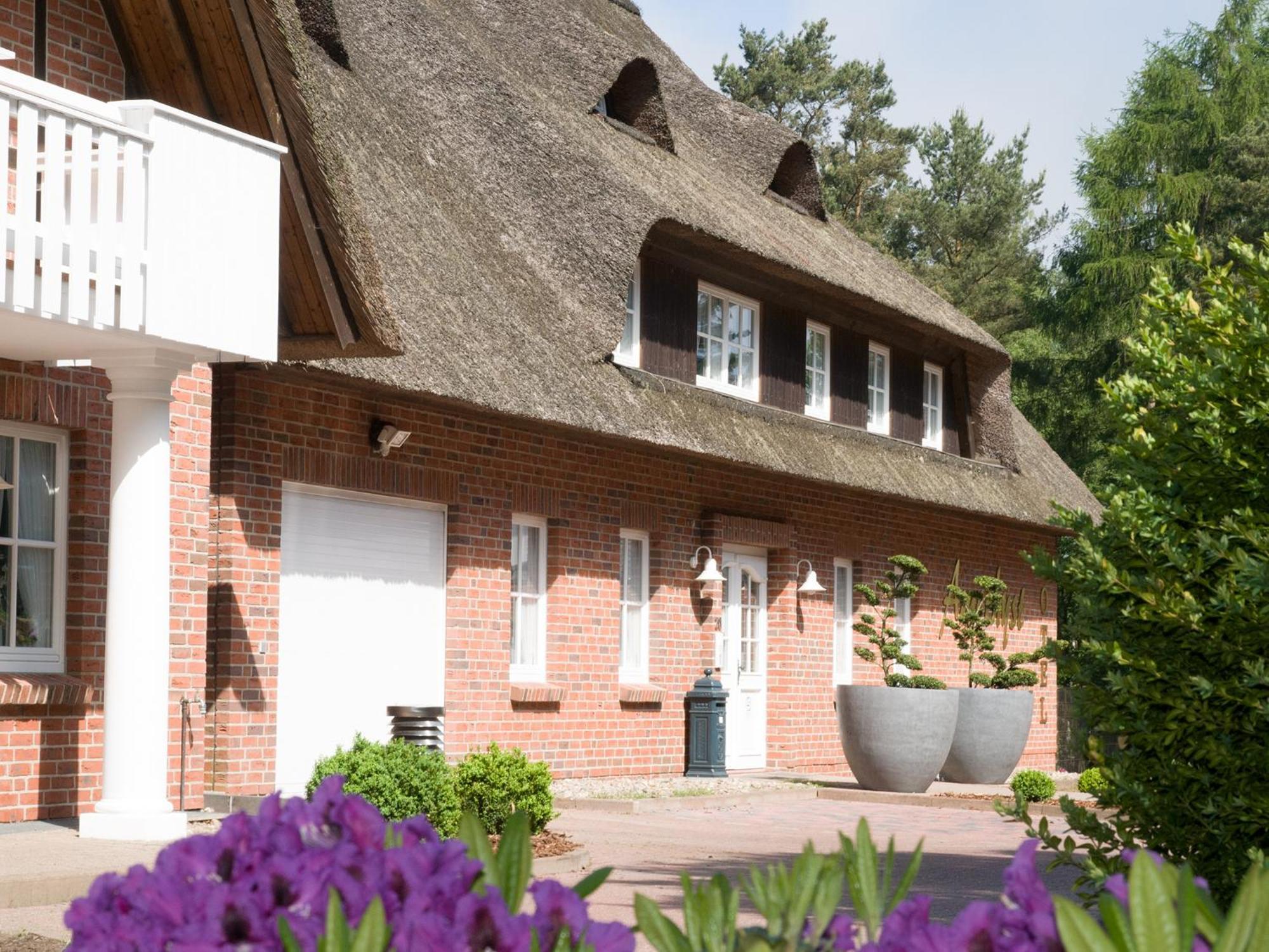Amethyst Hotel Garni Lueneburg Deutsch Evern المظهر الخارجي الصورة